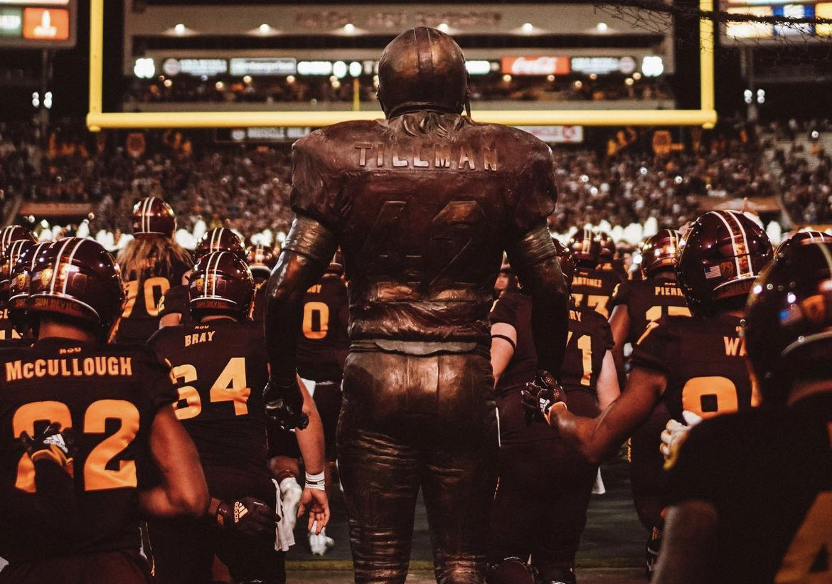 Pac-12 team Arizona State lines up for pregame.