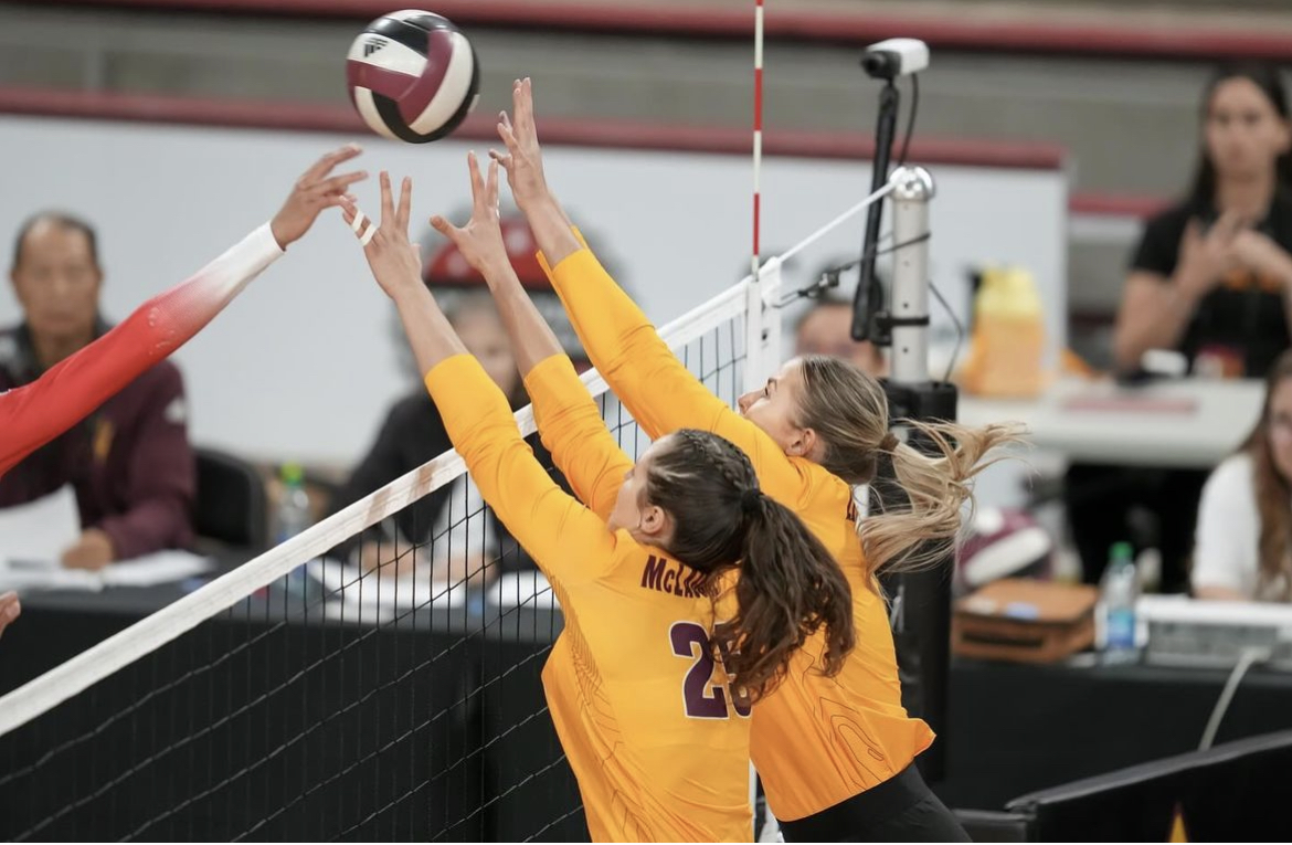 ASU Women's Volleyball gets the victory over Arizona.