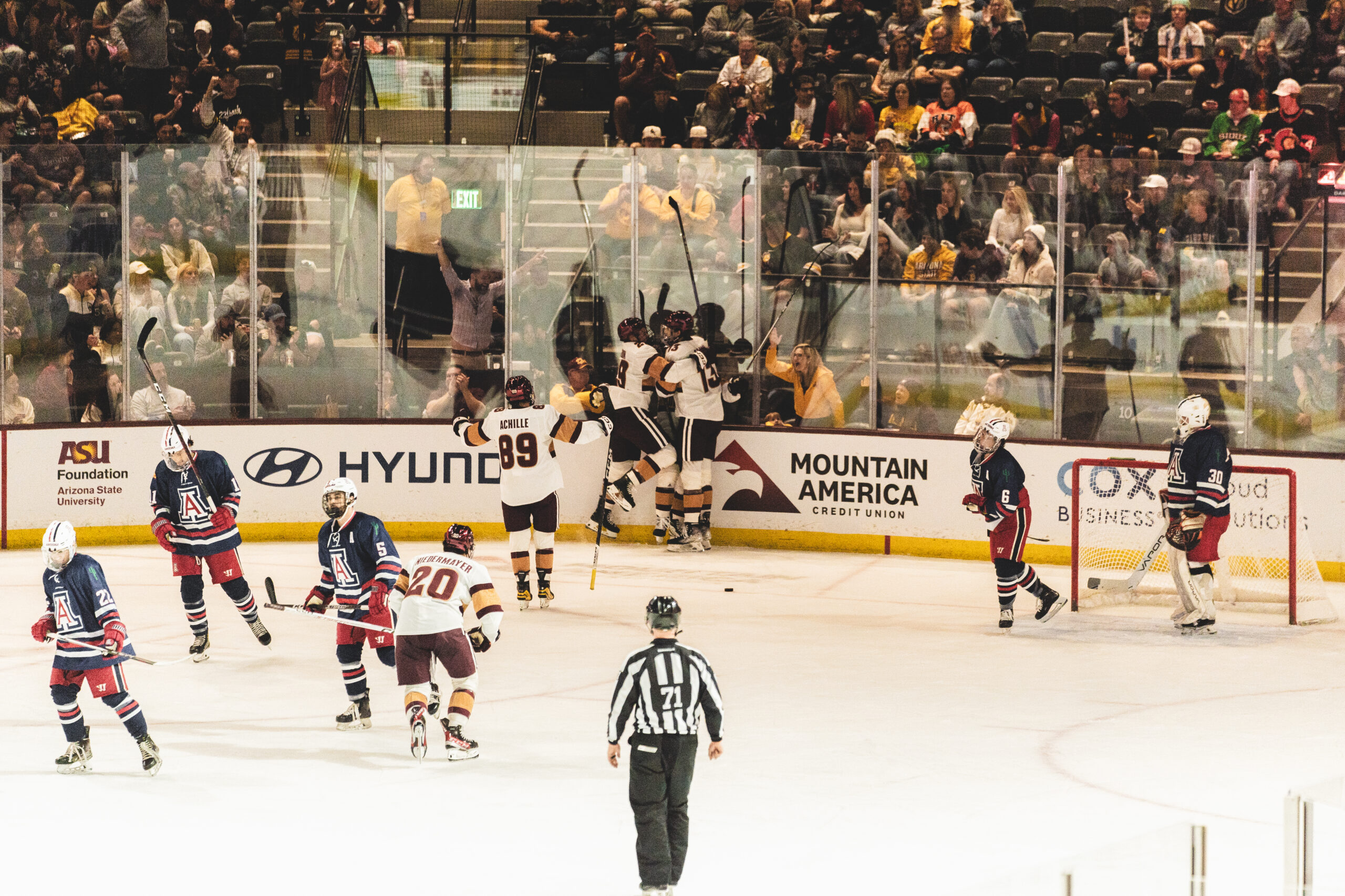 Arizona State hockey dominated Arizona.