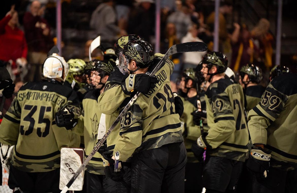 Arizona State hockey against Stonehill.