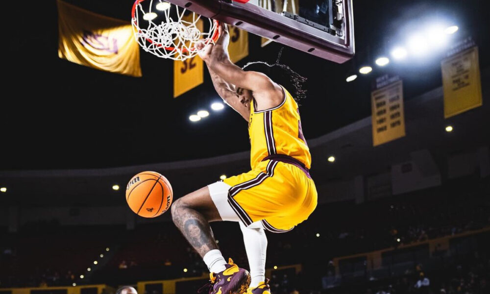 Braelon Green with a dunk against Sam Houston State.