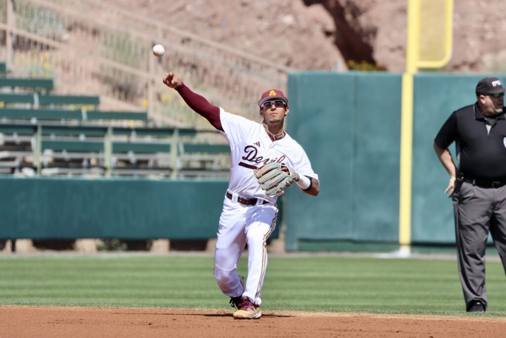 Arizona State baseball loses to Oregon.