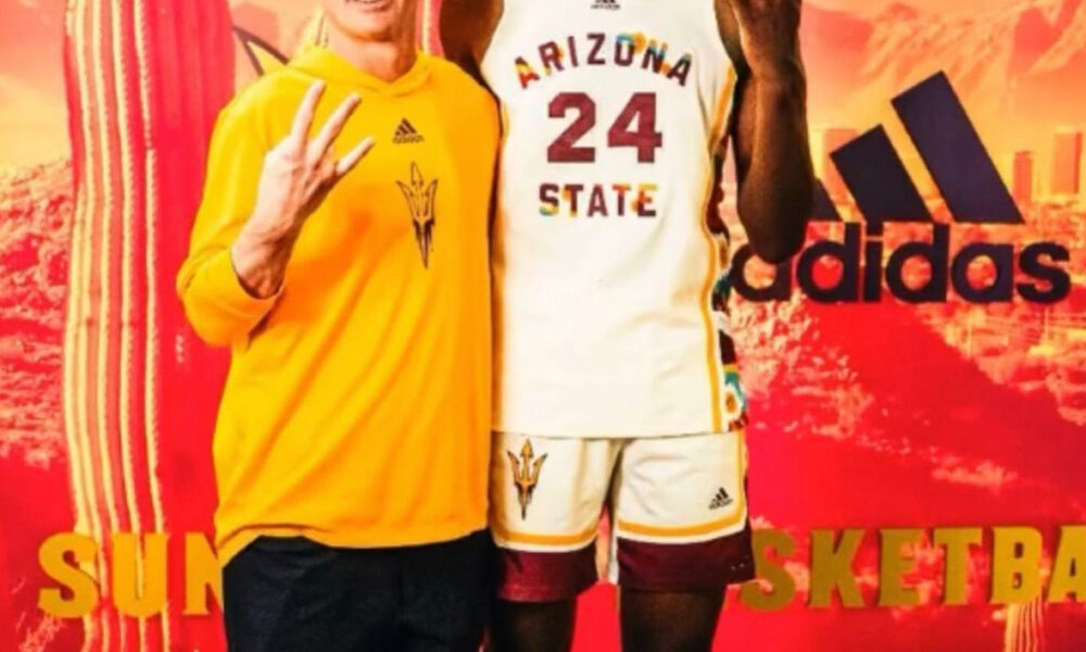 Jayden Quaintance poses with Bobby Hurley during an official visit to ASU.