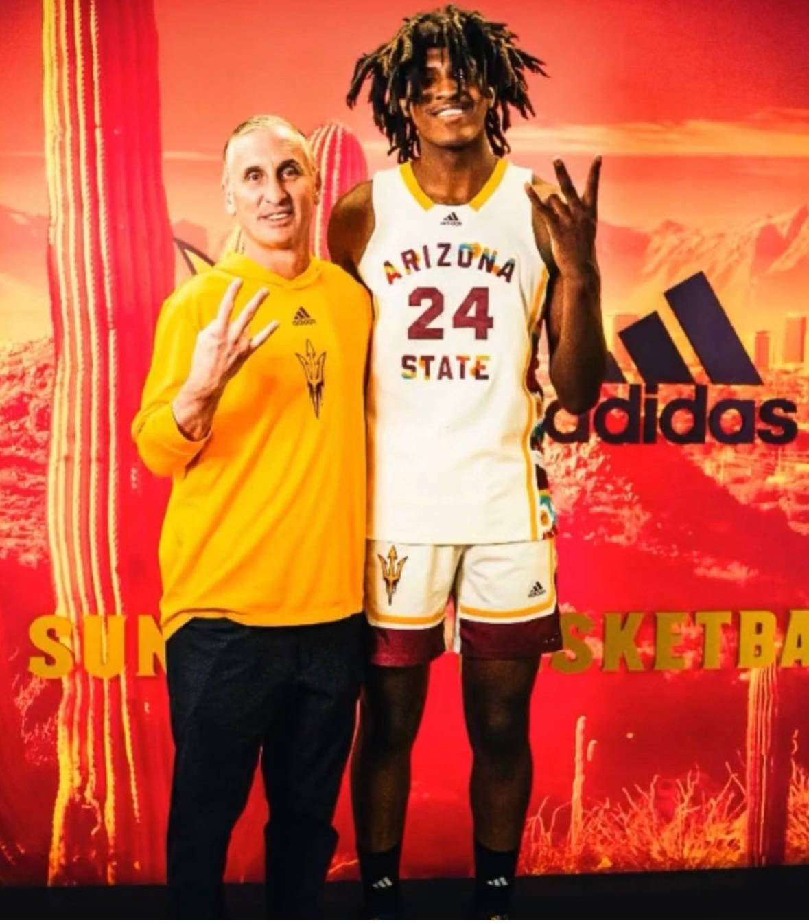 Jayden Quaintance poses with Bobby Hurley during an official visit to ASU.